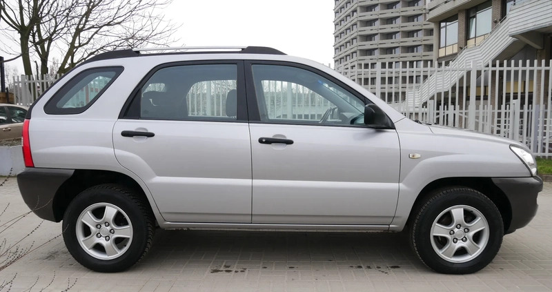 Kia Sportage cena 18390 przebieg: 207000, rok produkcji 2006 z Golczewo małe 106